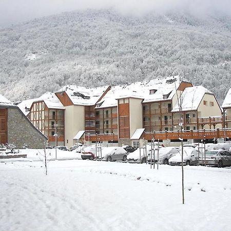 Lagrange Vacances Le Belvedere Saint-Mamet Exterior photo